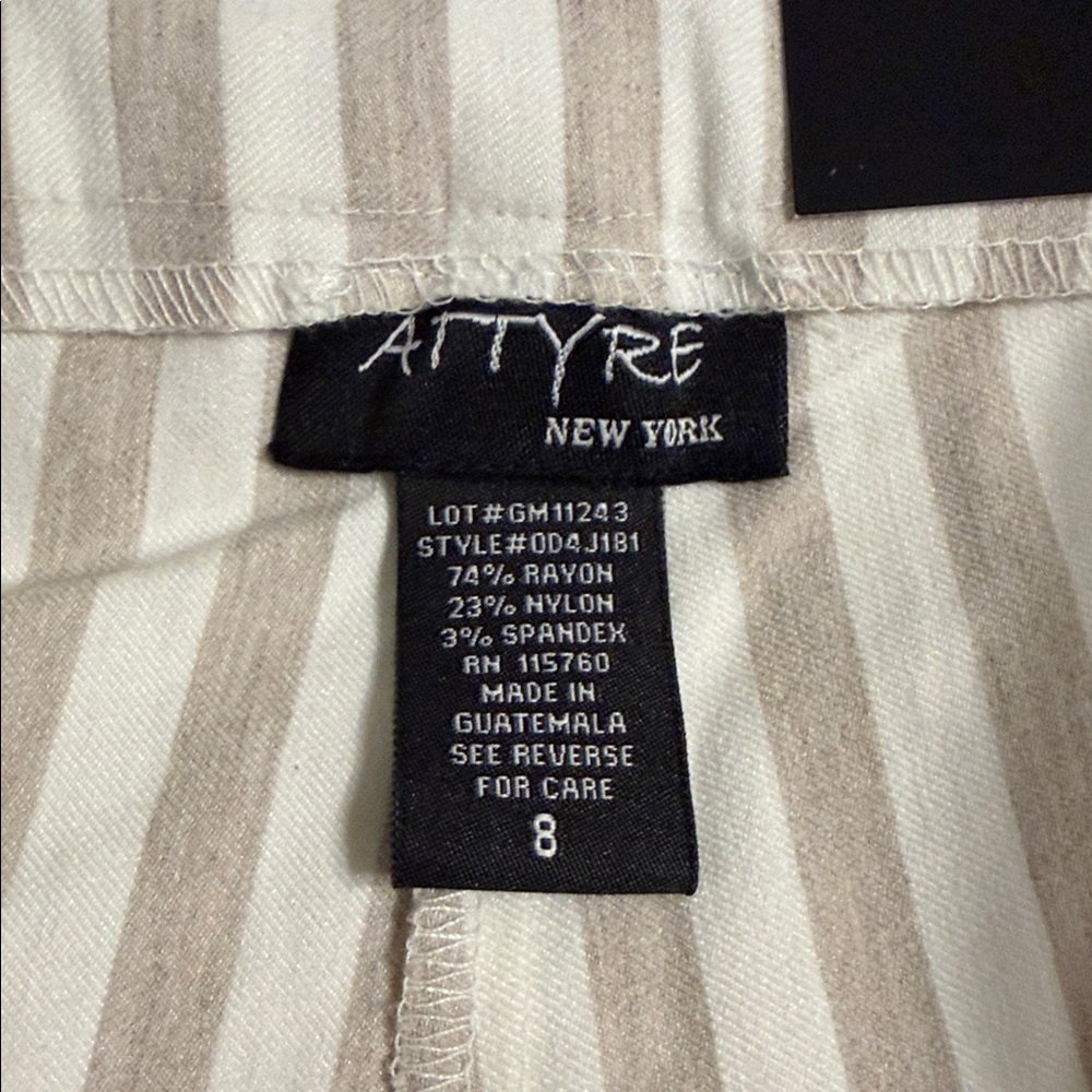Attyre Beige and White Striped Shorts size 8 brand new inseam 11” waist 30”elas - Picture 4 of 8